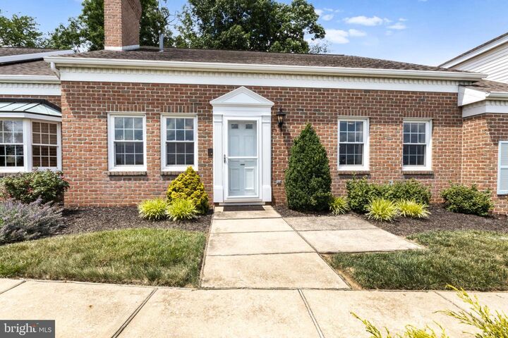 1636 Wyntre Brooke Drive 5D  York PA 17403 photo