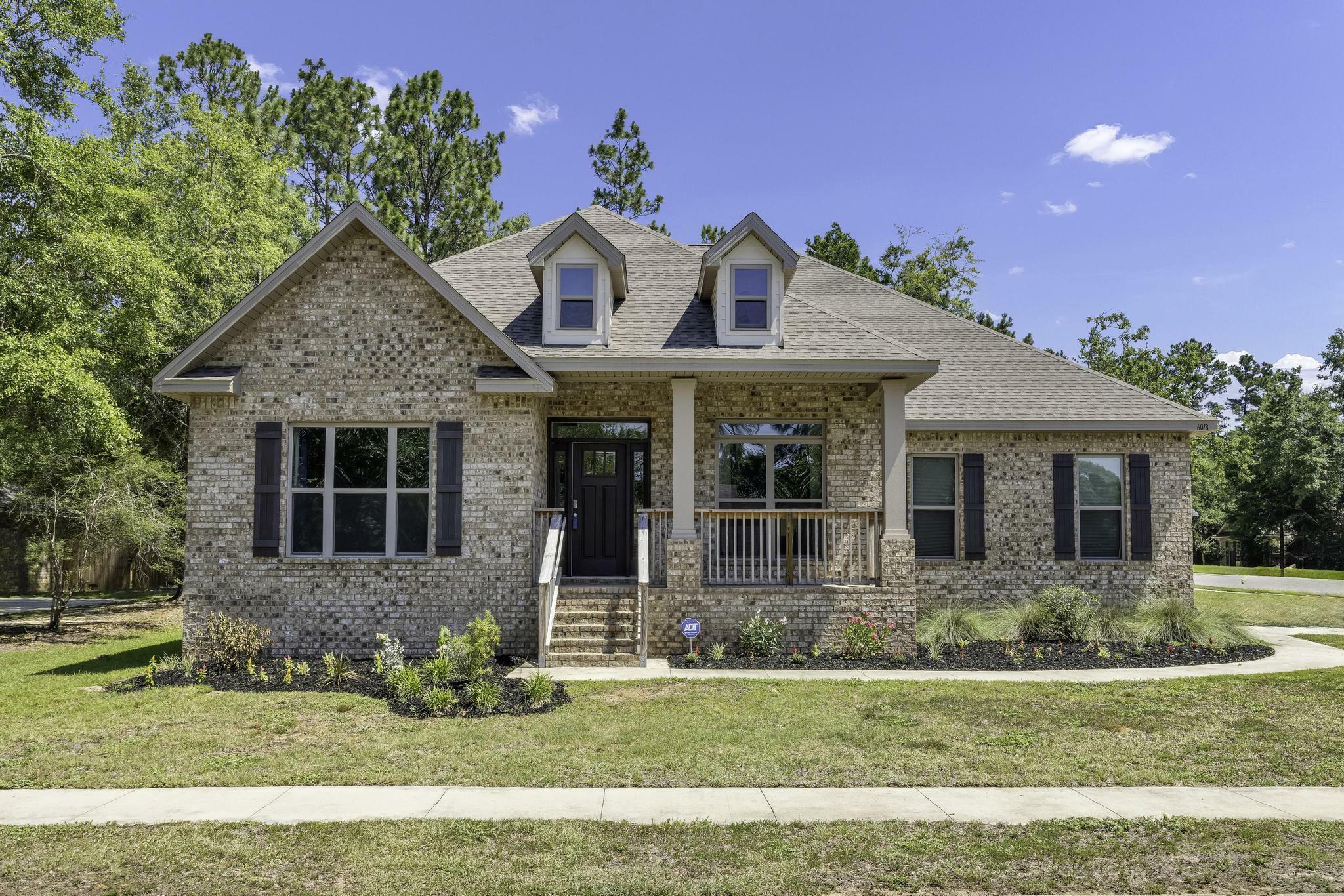 Property Photo: 6018 Fiori Drive FL 32539