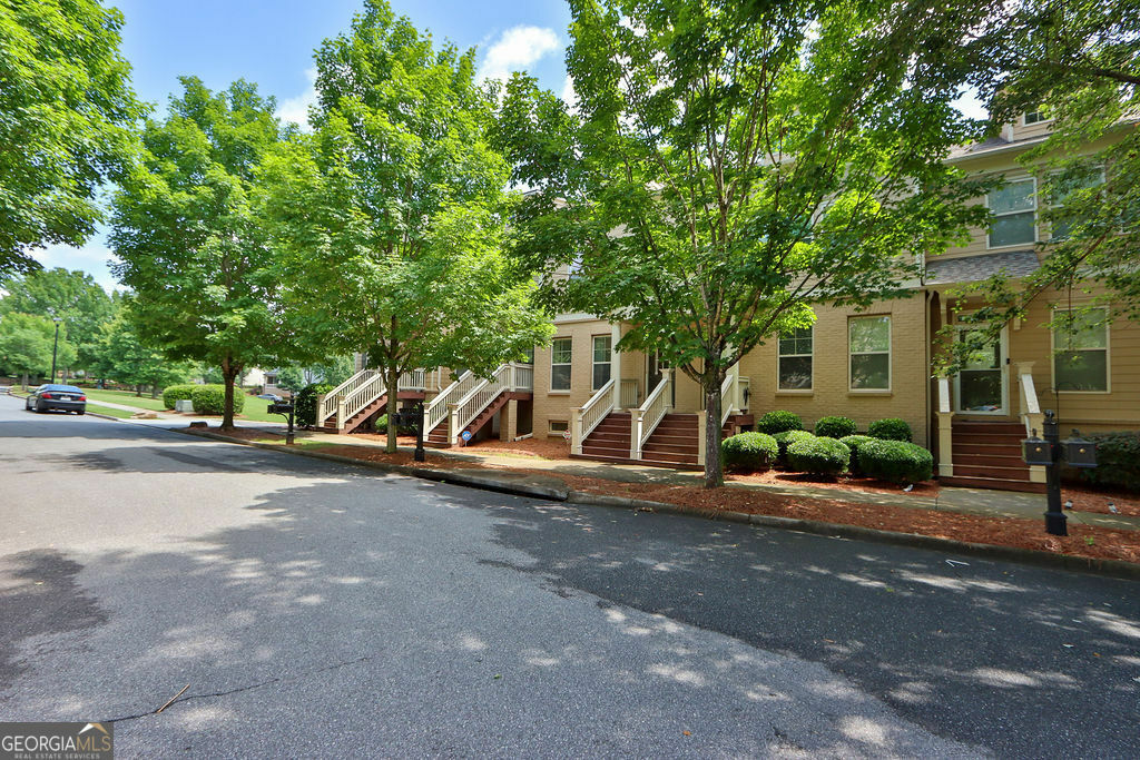 Property Photo:  684 Village Field Court  GA 30024 