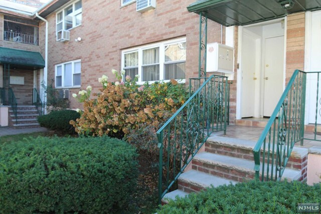 Property Photo:  5800 Broadway 16  NJ 07093 