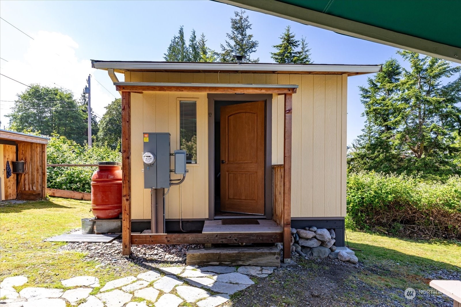 Property Photo:  121 Perry Drive  WA 98239 