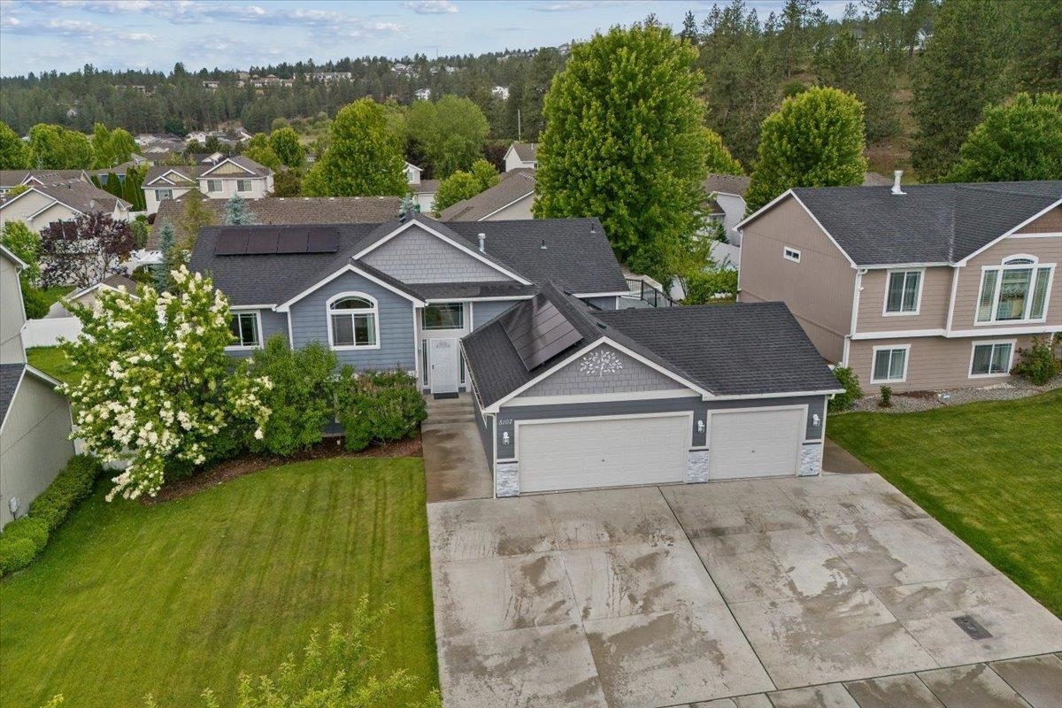 5107 N Harvard Ct  Spokane WA 99206 photo