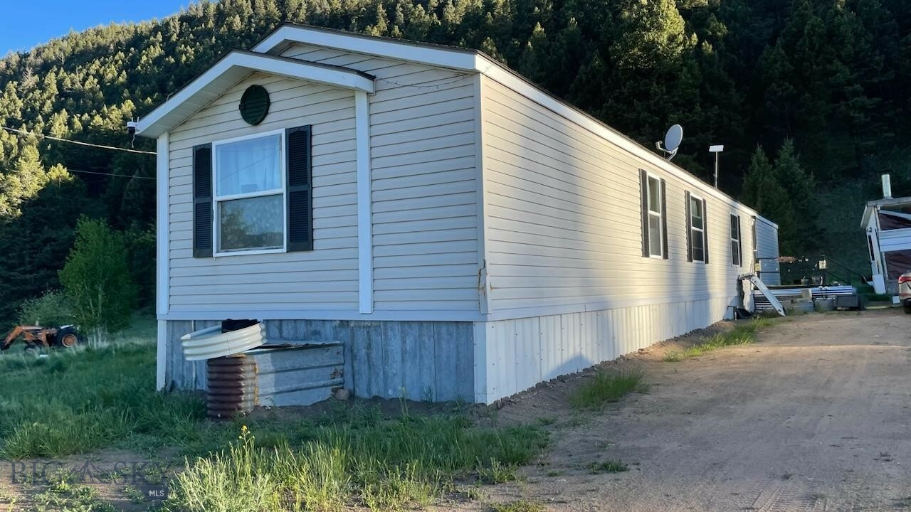 Property Photo: 3391 Hwy 69 MT 59632