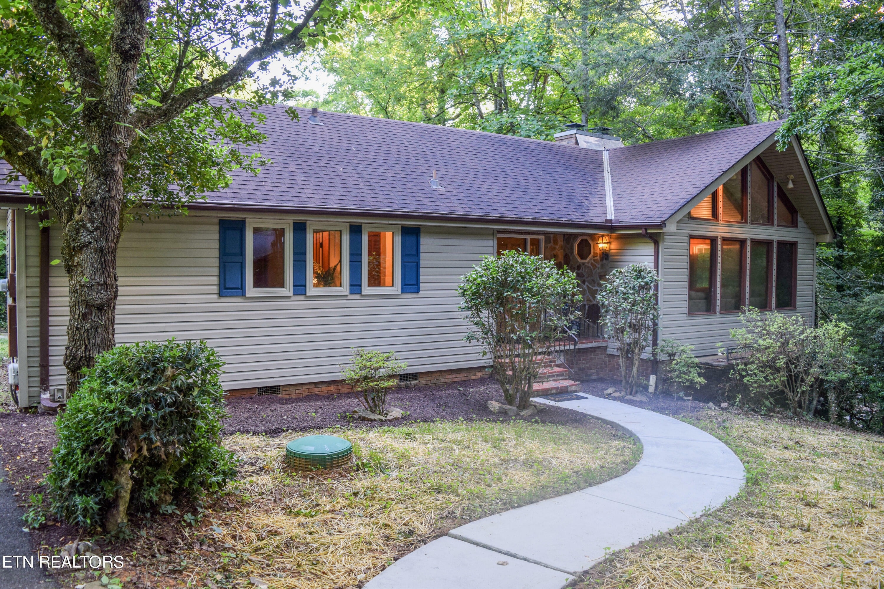 Property Photo:  4728 River Oak Drive Drive  TN 37920 