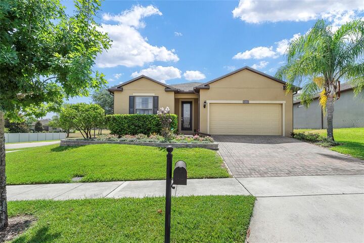 30225 Donnington Loop  Mount Dora FL 32757 photo