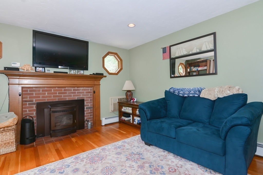 Property Photo:  77 Timber Ln  MA 01520 