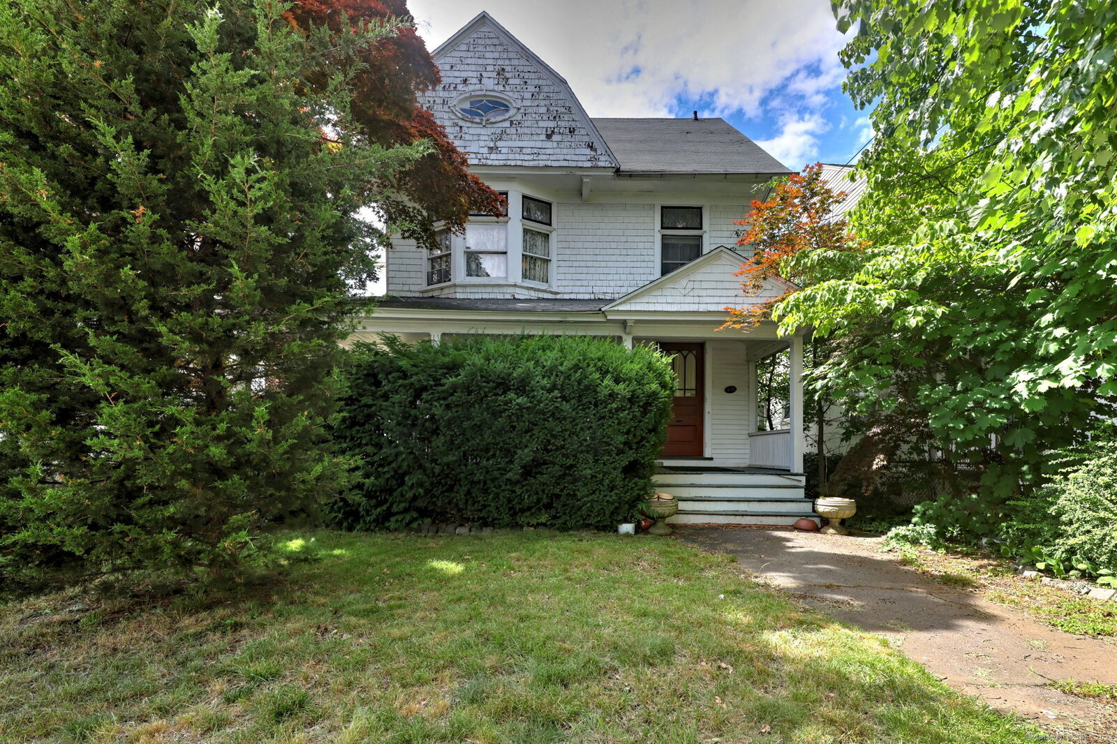 Property Photo:  430 Beechwood Avenue  CT 06604 