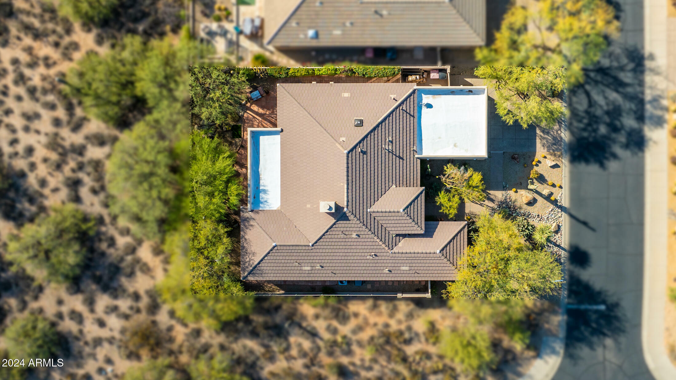 Property Photo: 6924 E Canyon Wren Circle AZ 85266