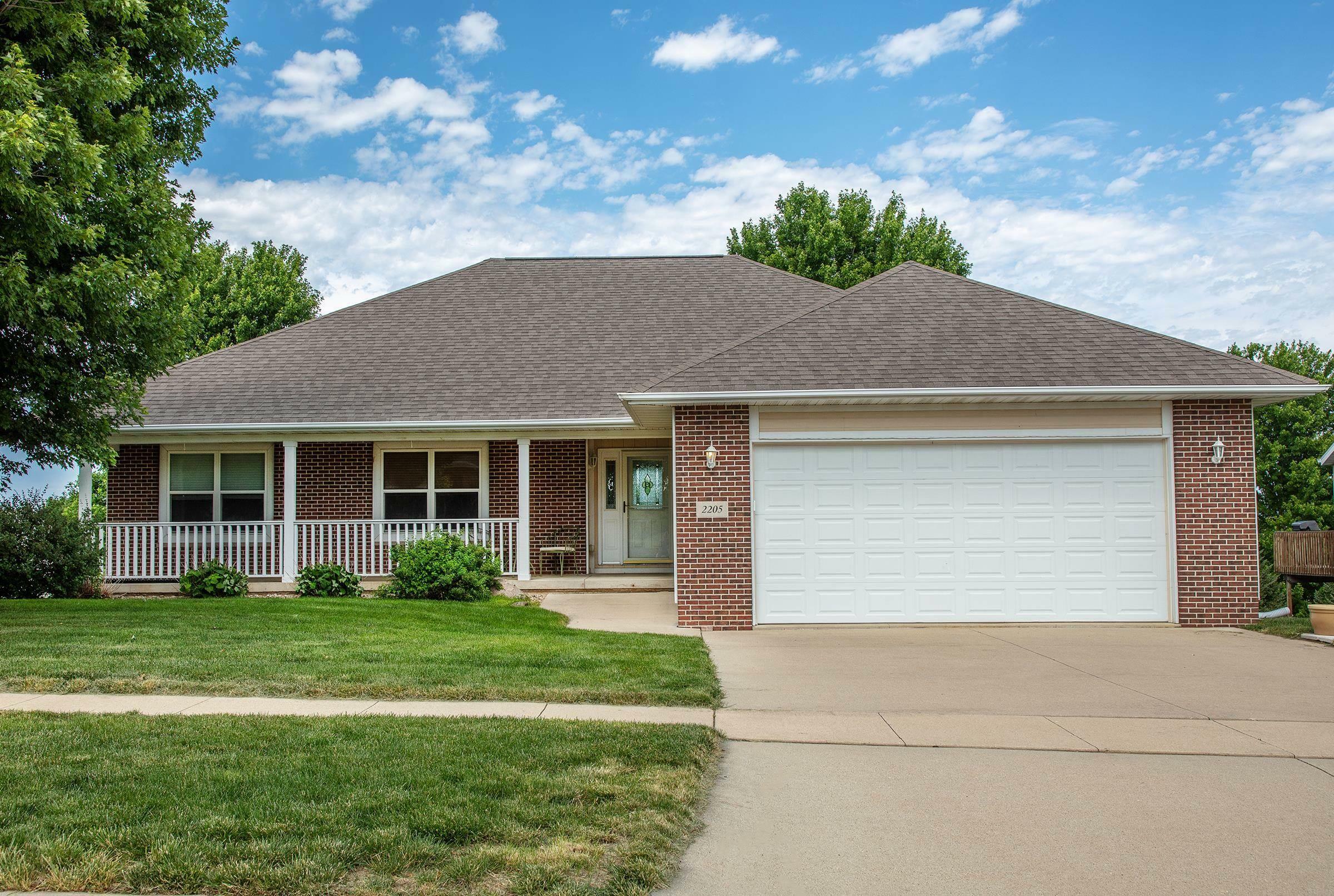 Property Photo:  2205 Barkwood Drive  IA 50613 