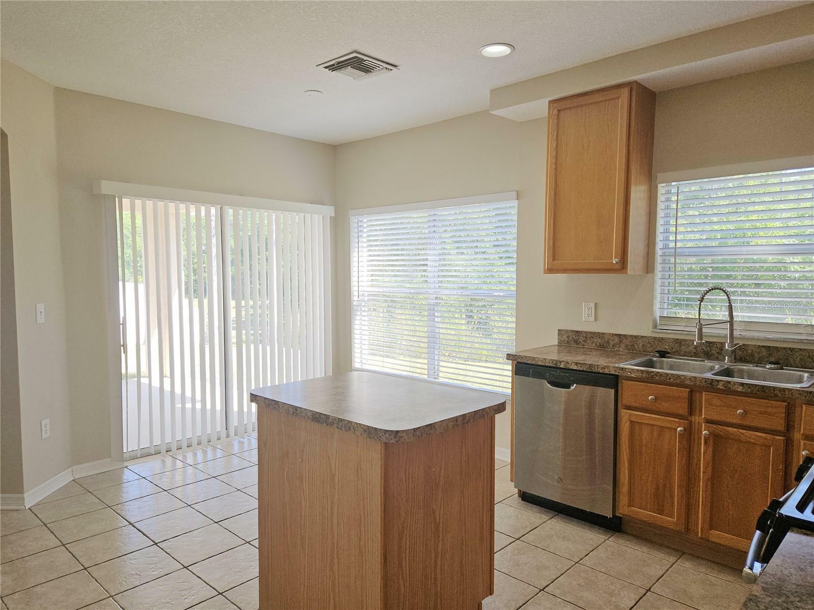 Property Photo:  8401 Crescent Moon Drive  FL 34655 