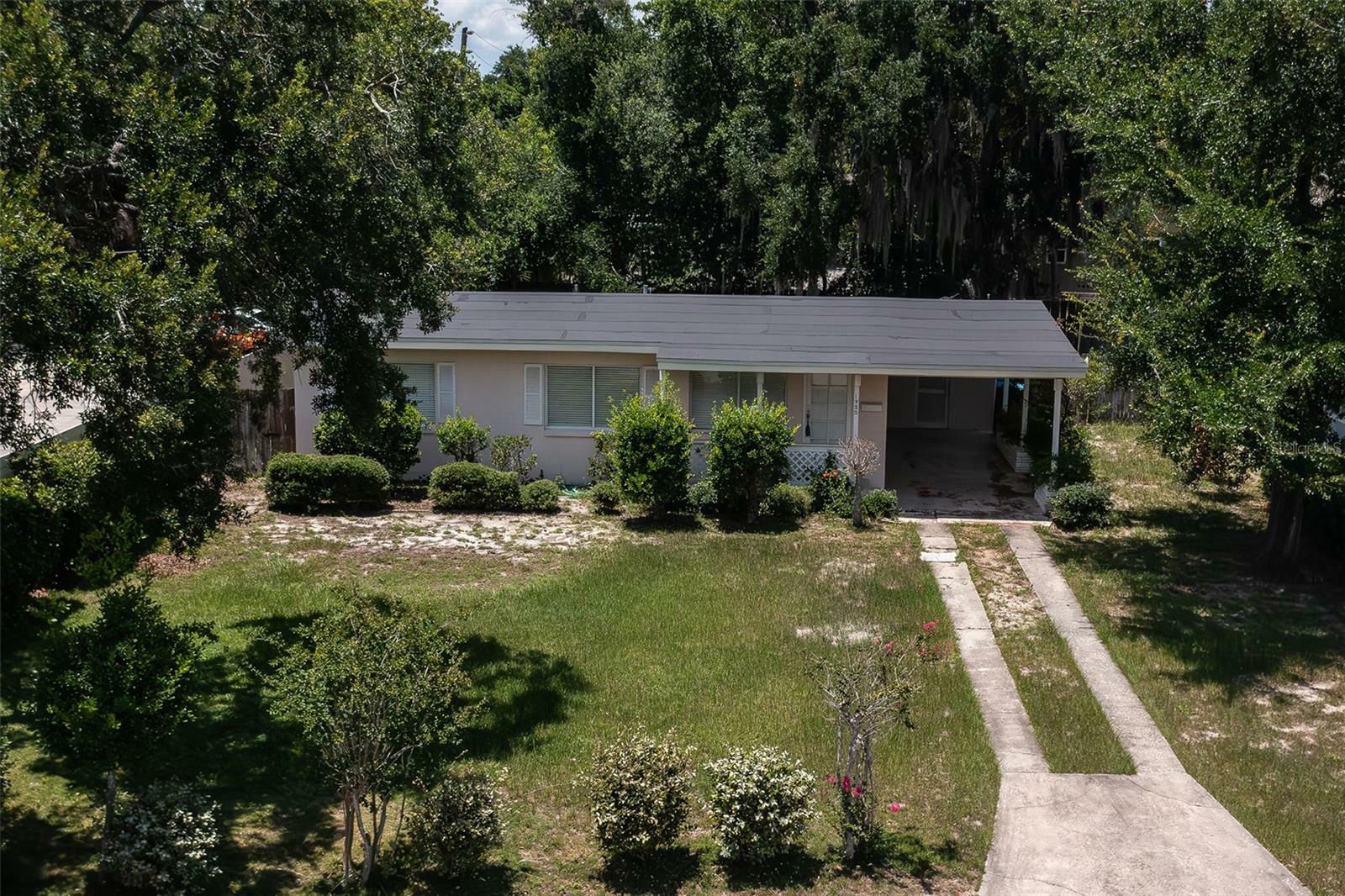 Property Photo: 1955 Dundee Drive FL 32792