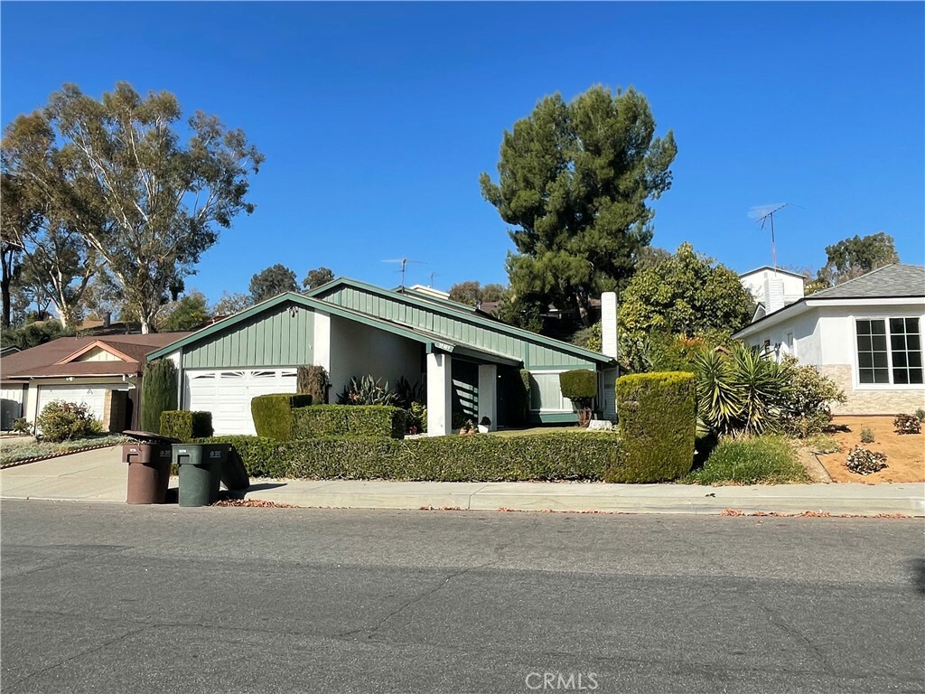 Property Photo:  19409 Avenida Del Sol  CA 91789 