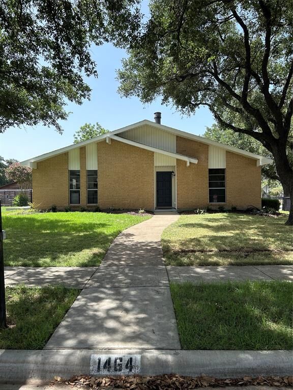 Property Photo:  1464 N Big Bend Drive E  TX 75023 