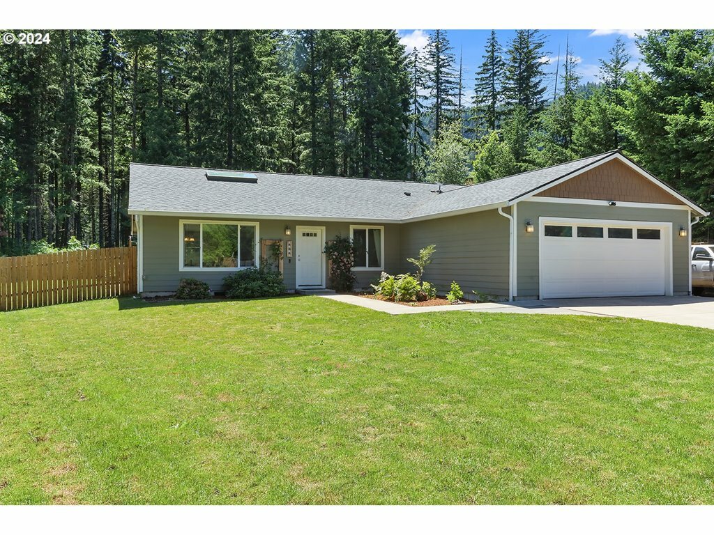 Property Photo:  131 Russells Timber Ln  WA 98610 