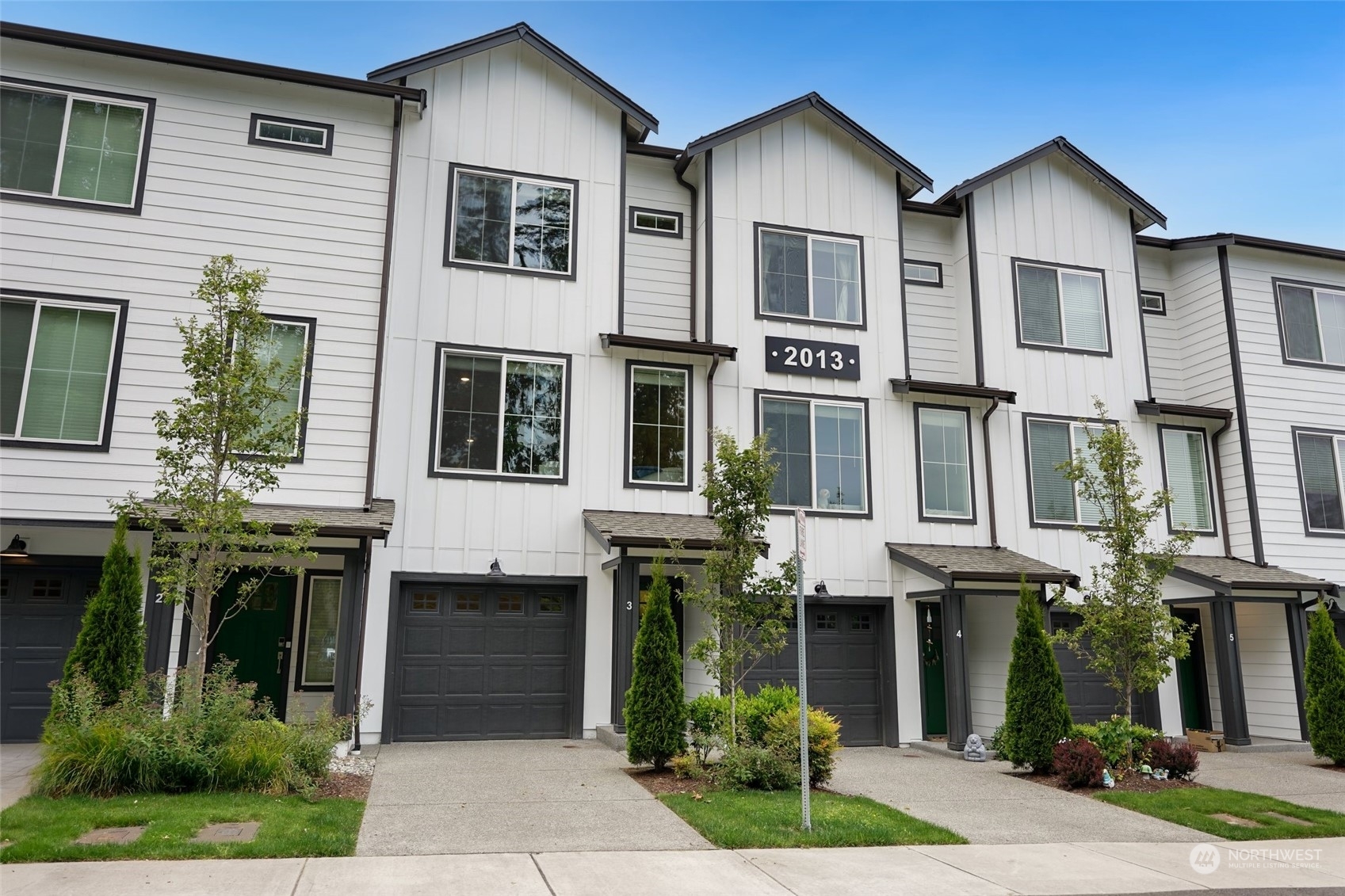Property Photo: 2013 101st Avenue SE 3 WA 98258