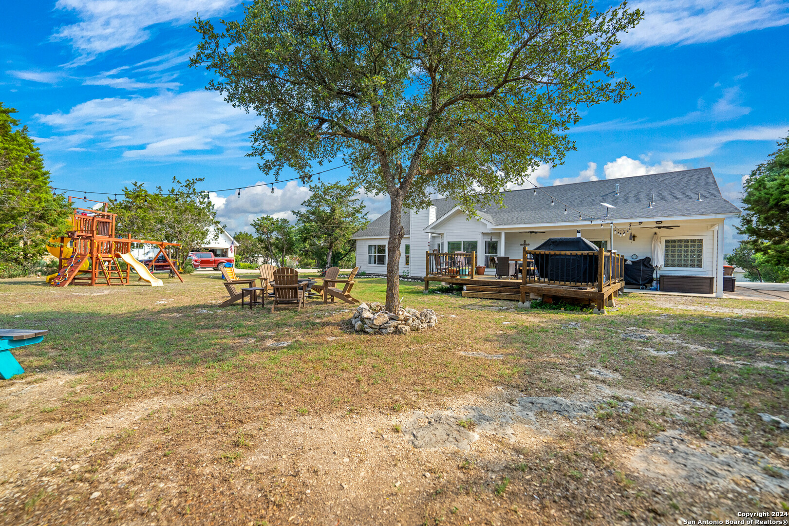 Property Photo:  353 Warbler Dr  TX 78070 