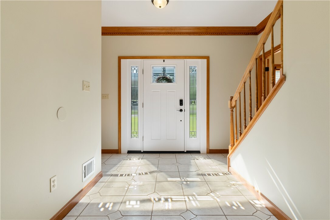 Property Photo:  202 Warren Road  PA 15086 