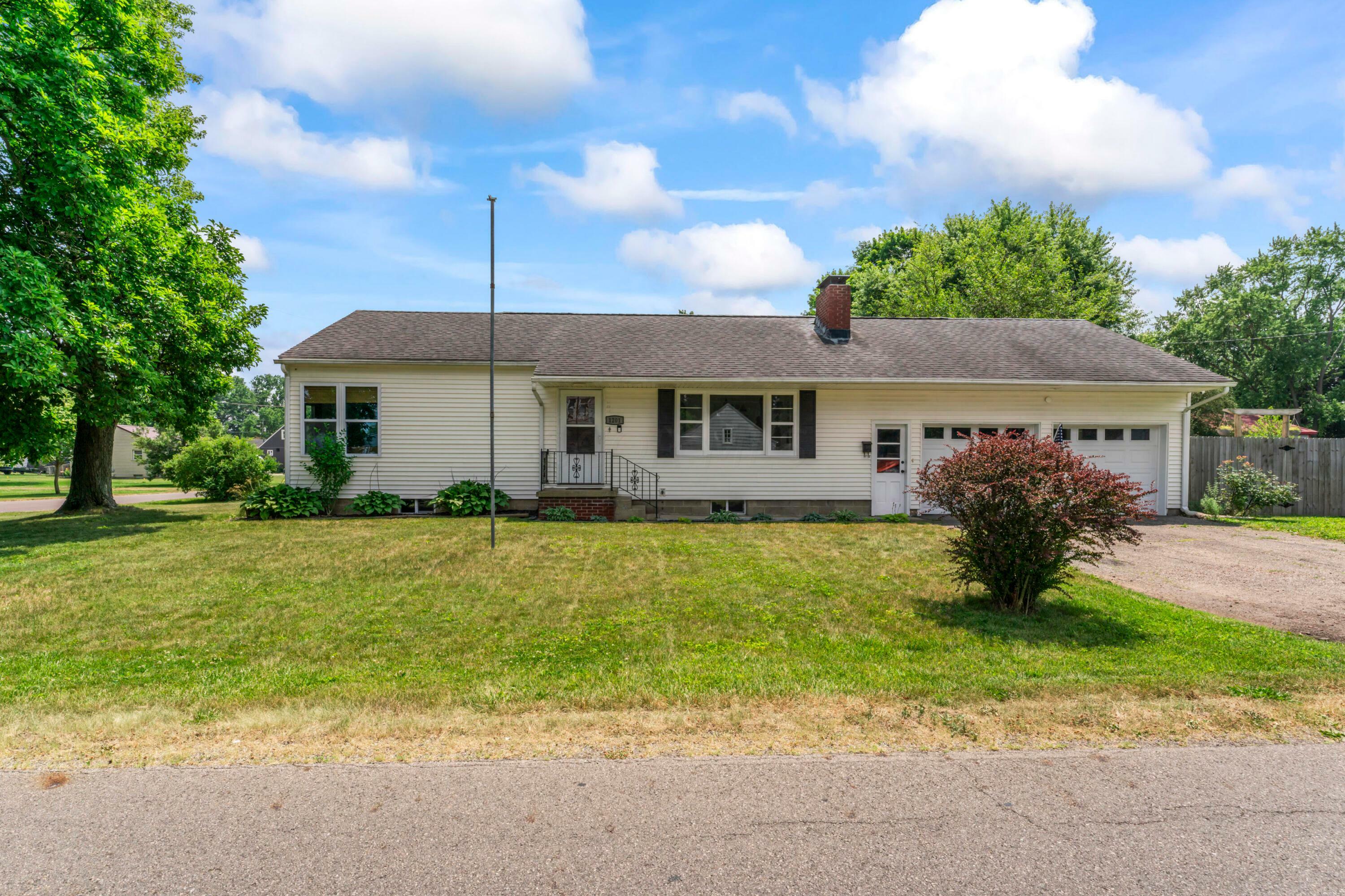 Property Photo: 1201 Shide Avenue OH 43055