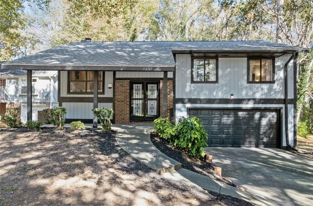 Property Photo: 3399 Collier Court NW GA 30331