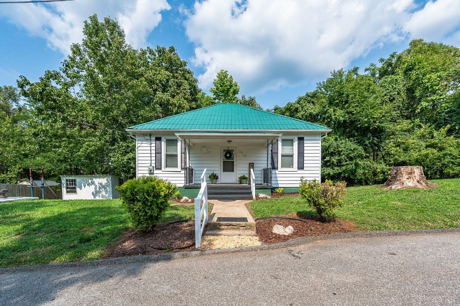 Property Photo:  3018 Hillview Street  VA 24501 