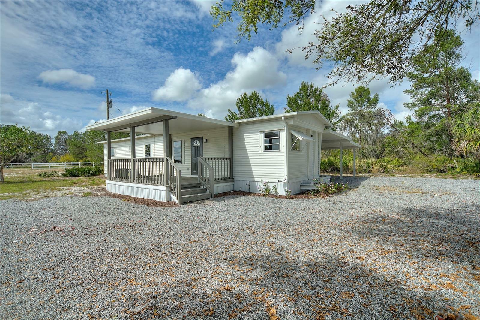 Property Photo:  10010 Davis Grade Road  FL 34219 