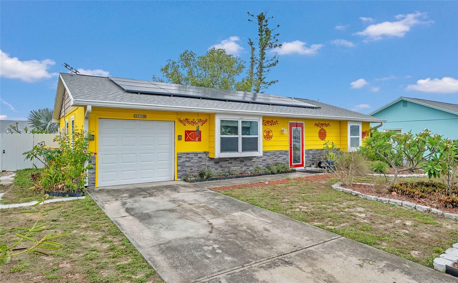 Property Photo:  13492 Dibella Avenue  FL 33981 