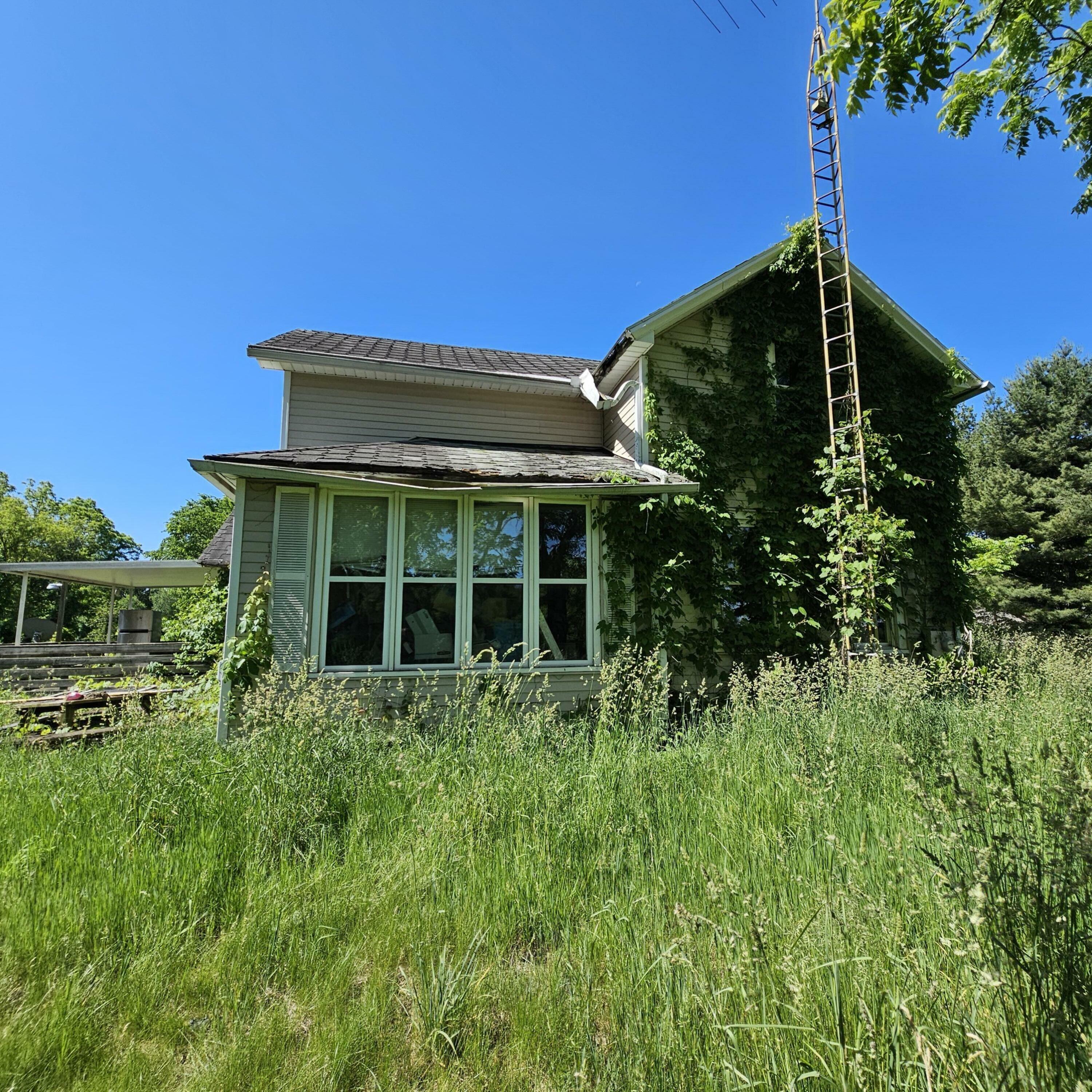 Property Photo:  5237 Maple Lane Road  MI 49277 