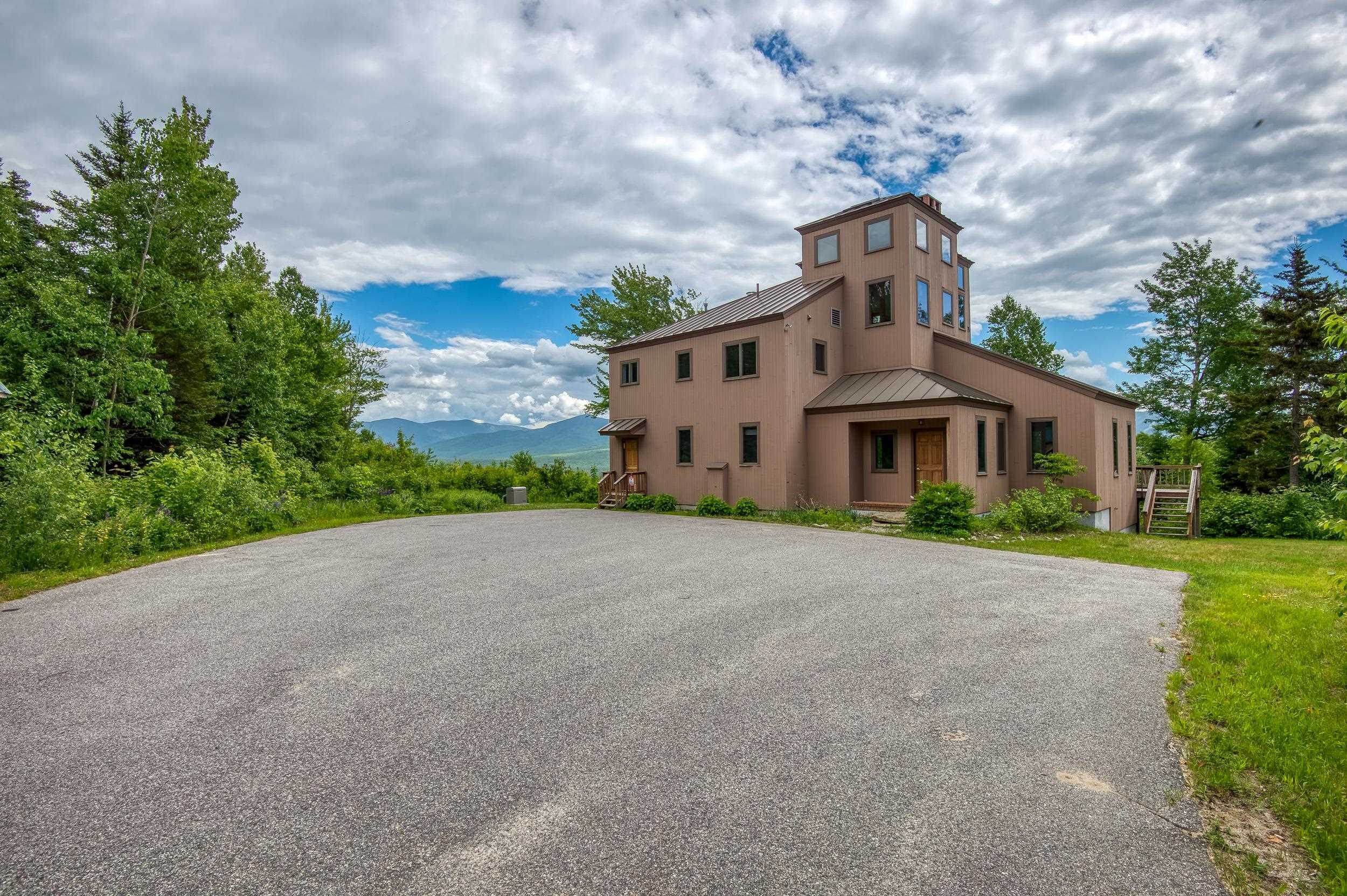 Property Photo:  212 Upper Valley Road  NH 03574 