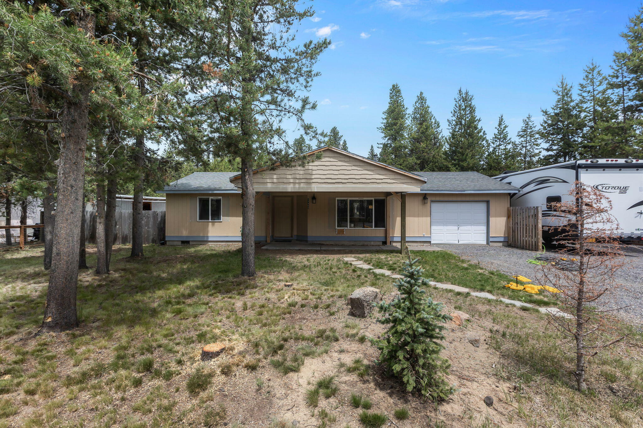 Property Photo:  17460 Gull Drive  OR 97707 