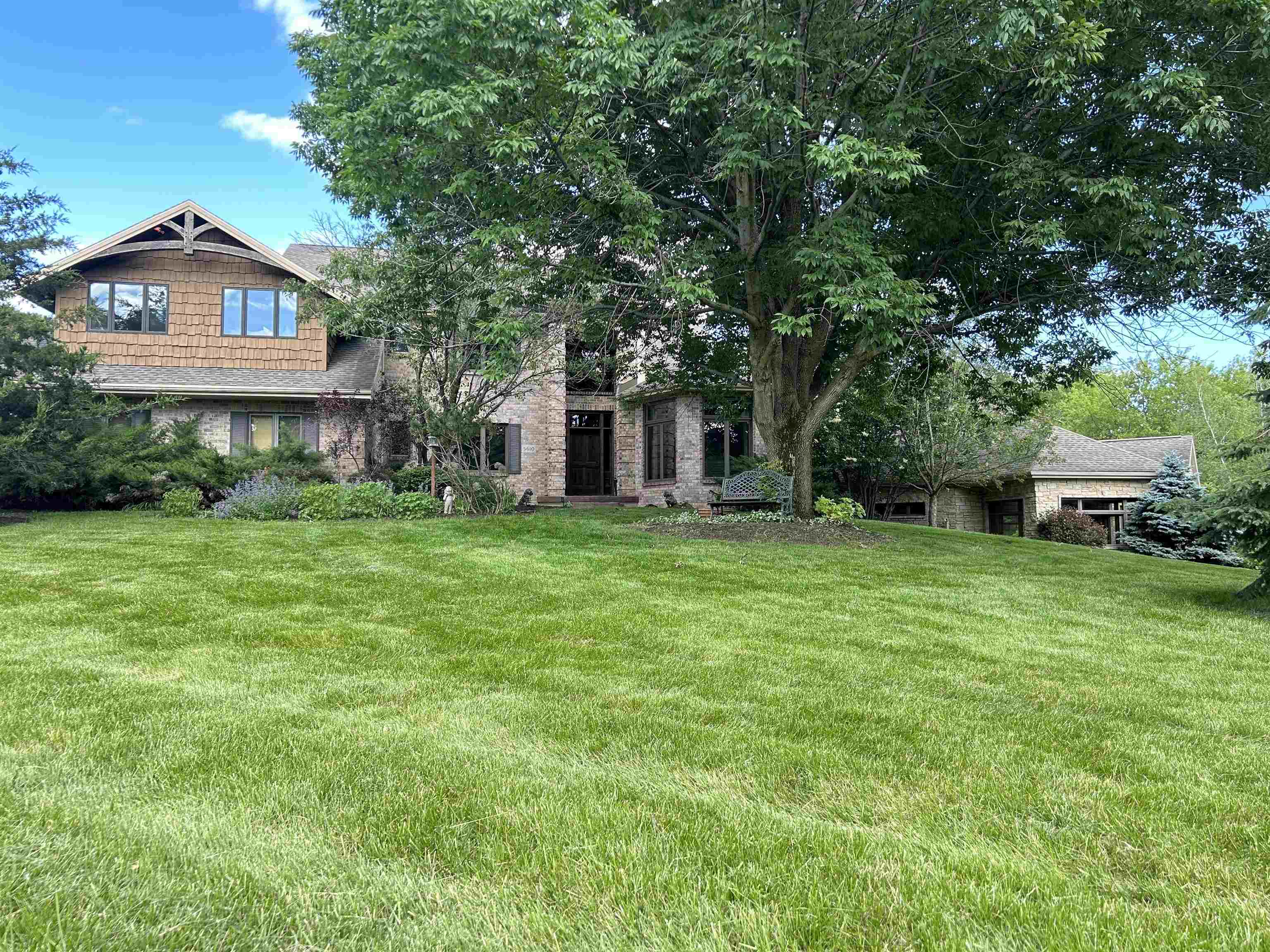 Property Photo:  5610 Reiner Road  WI 53590 