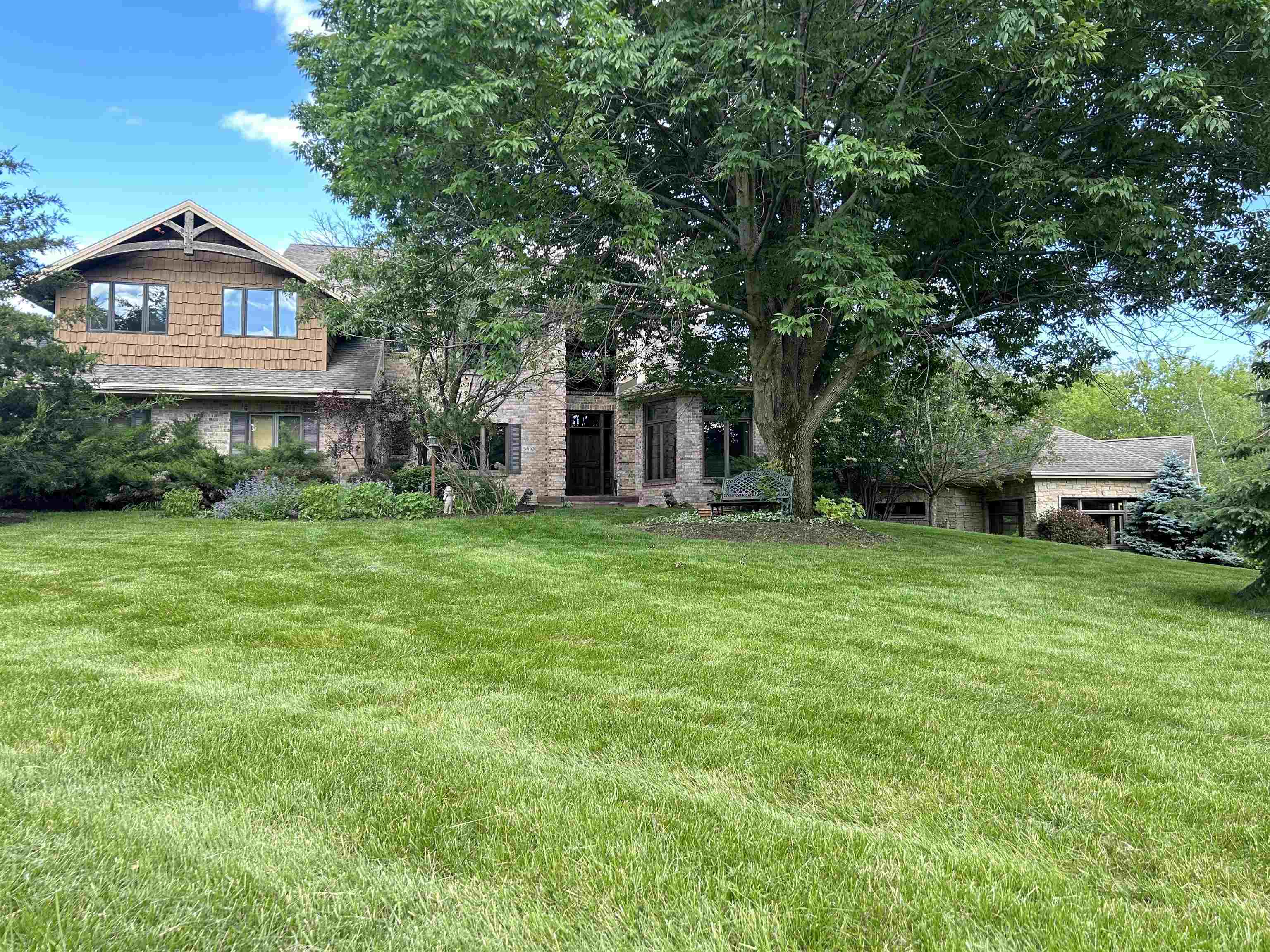Property Photo: 5610 Reiner Road WI 53590