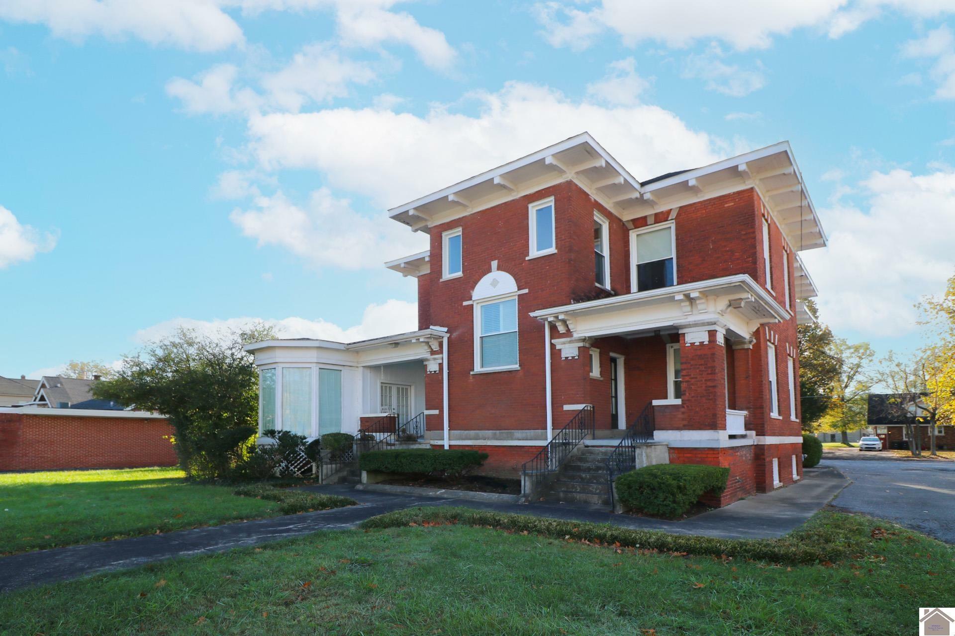 Property Photo:  2116 Broadway Street  KY 42001 