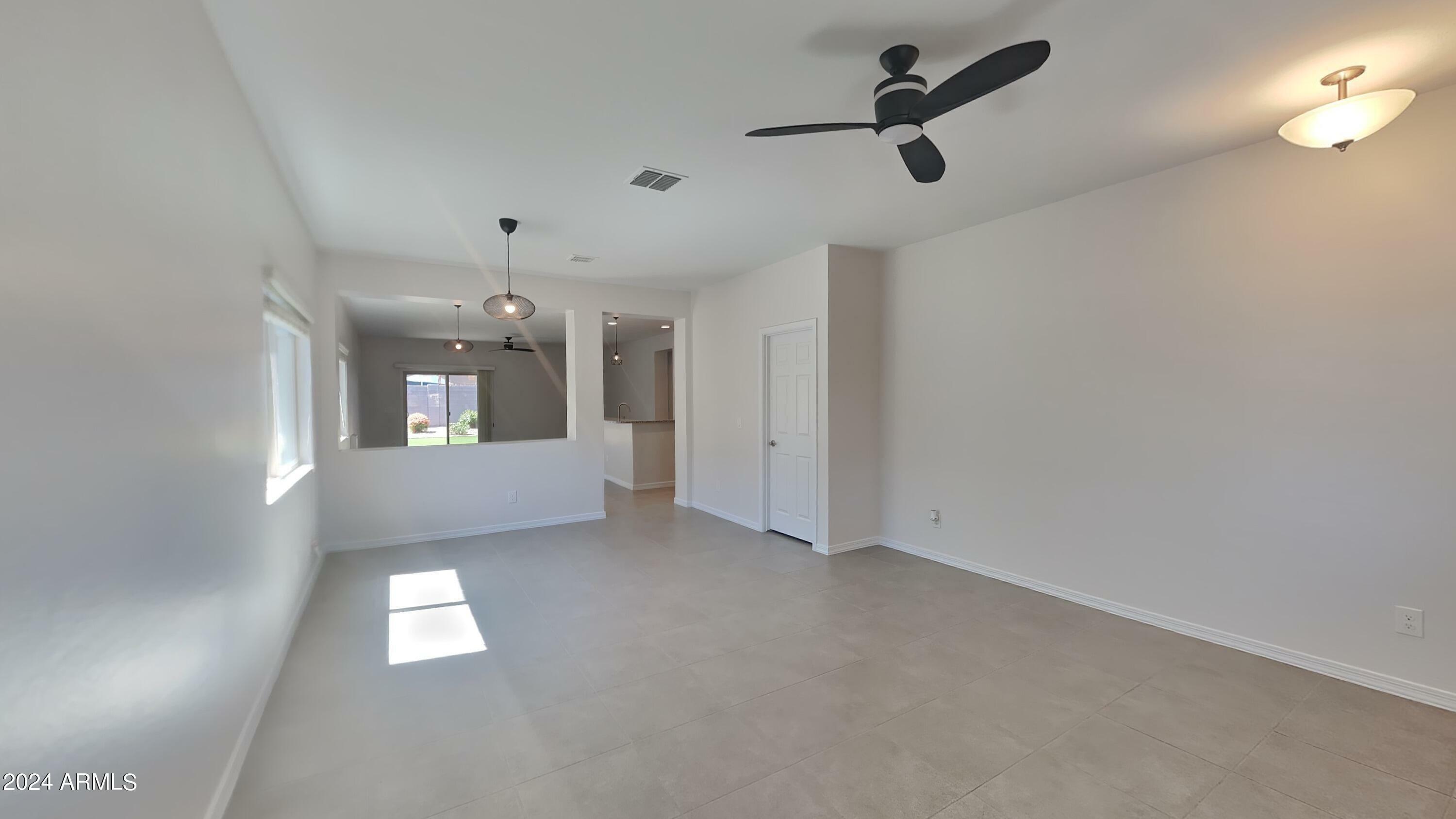 Property Photo:  1473 W Buckeye Tree Avenue  AZ 85140 