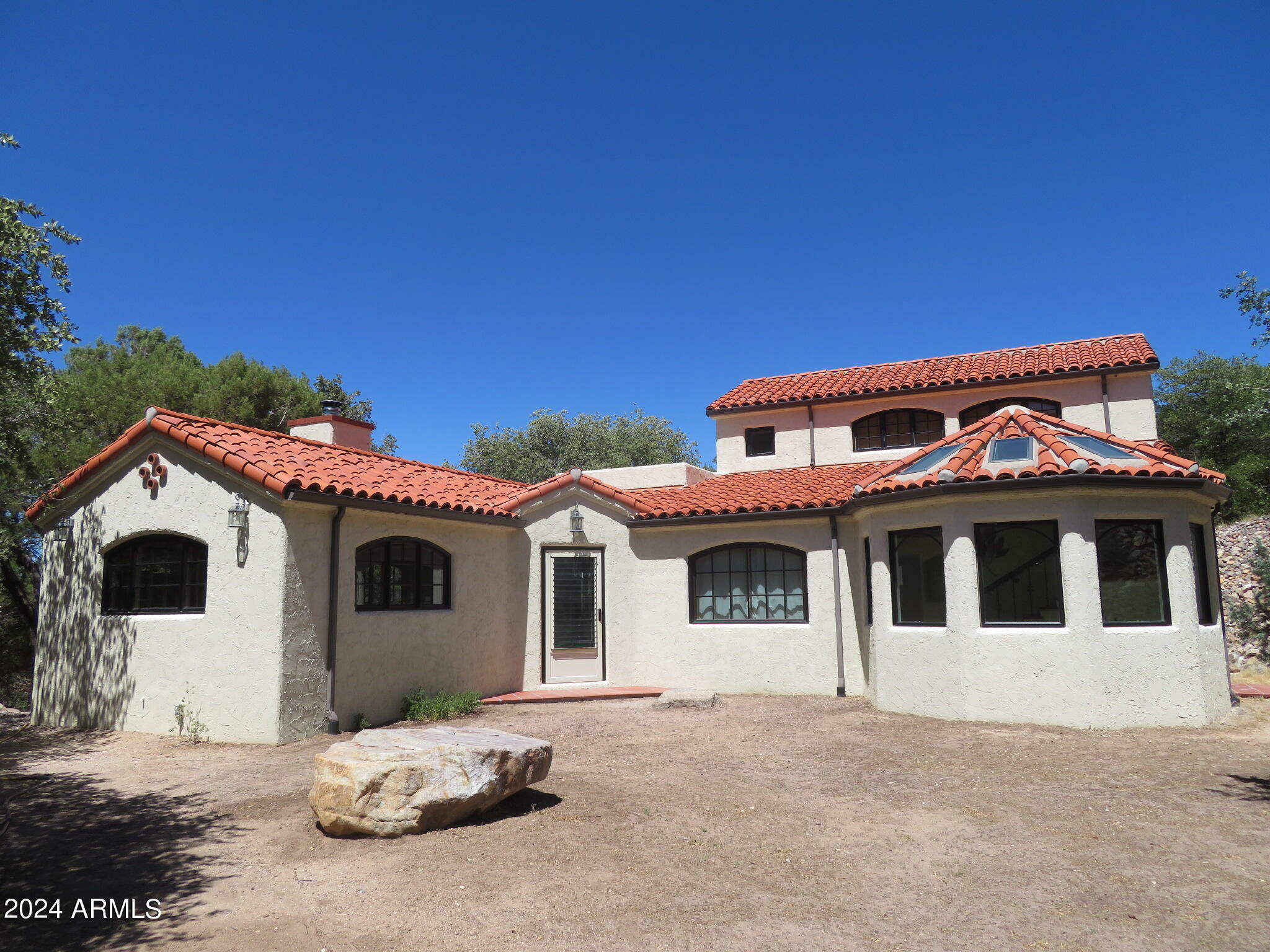 Property Photo:  68 E Folklore Trail  AZ 85615 