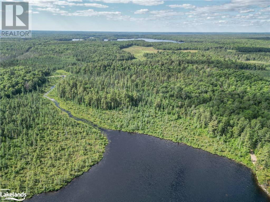 Photo de la propriété:  1 Axe Lake Road  ON P0A 1Y0 