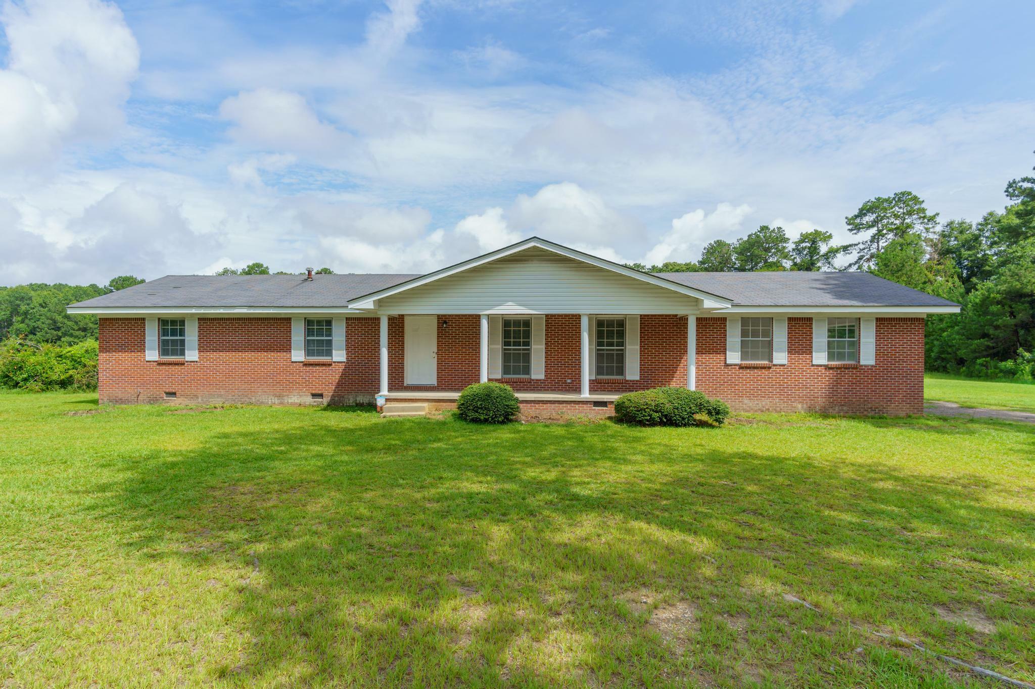 Property Photo: 319 Sunrise Rd. MS 39465