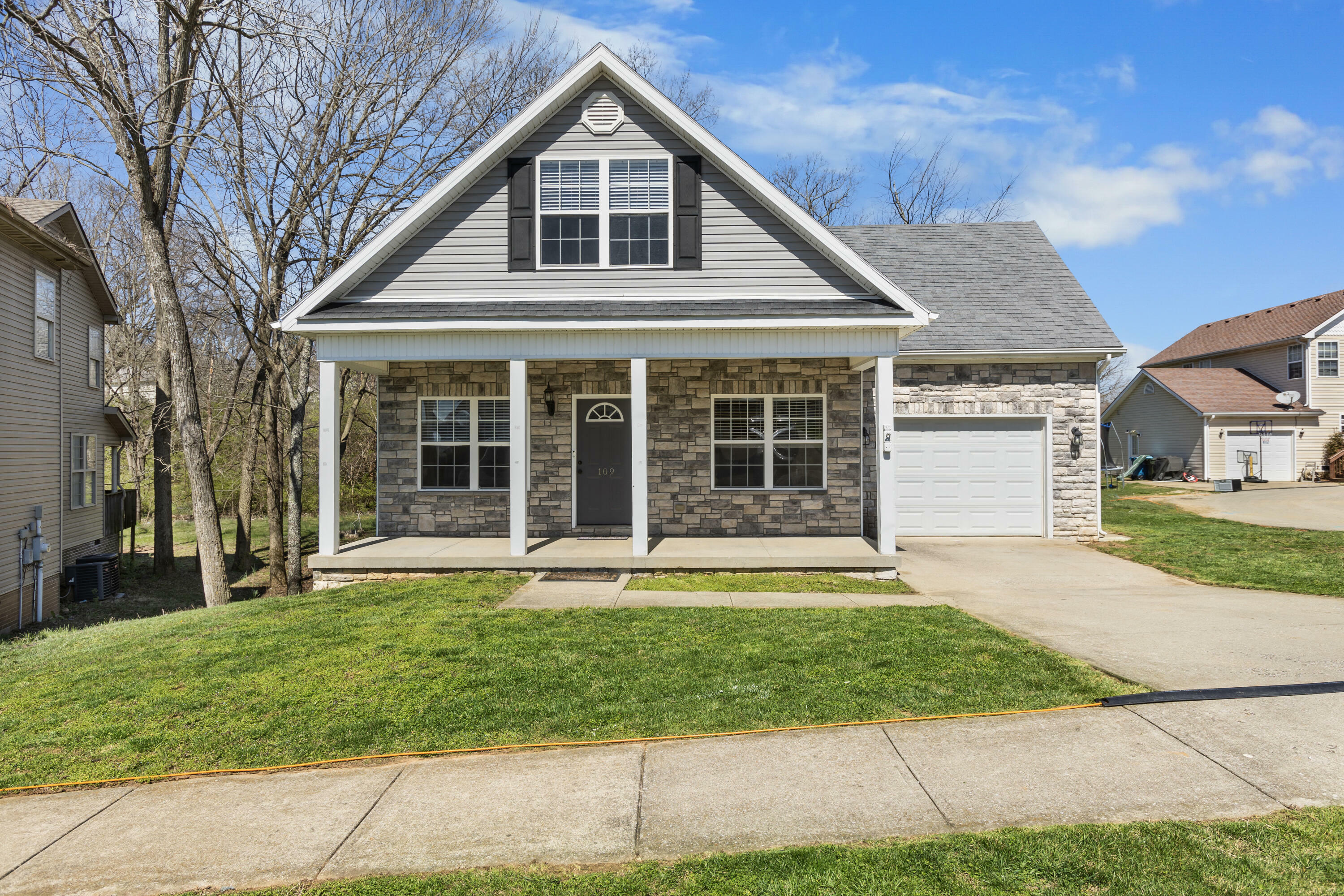 Property Photo: 109 Cornwallis Drive KY 40324