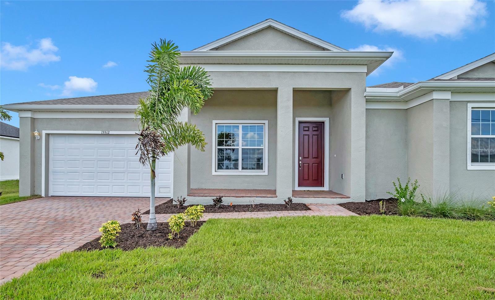 Property Photo:  15512 Greenwood Avenue  FL 33981 