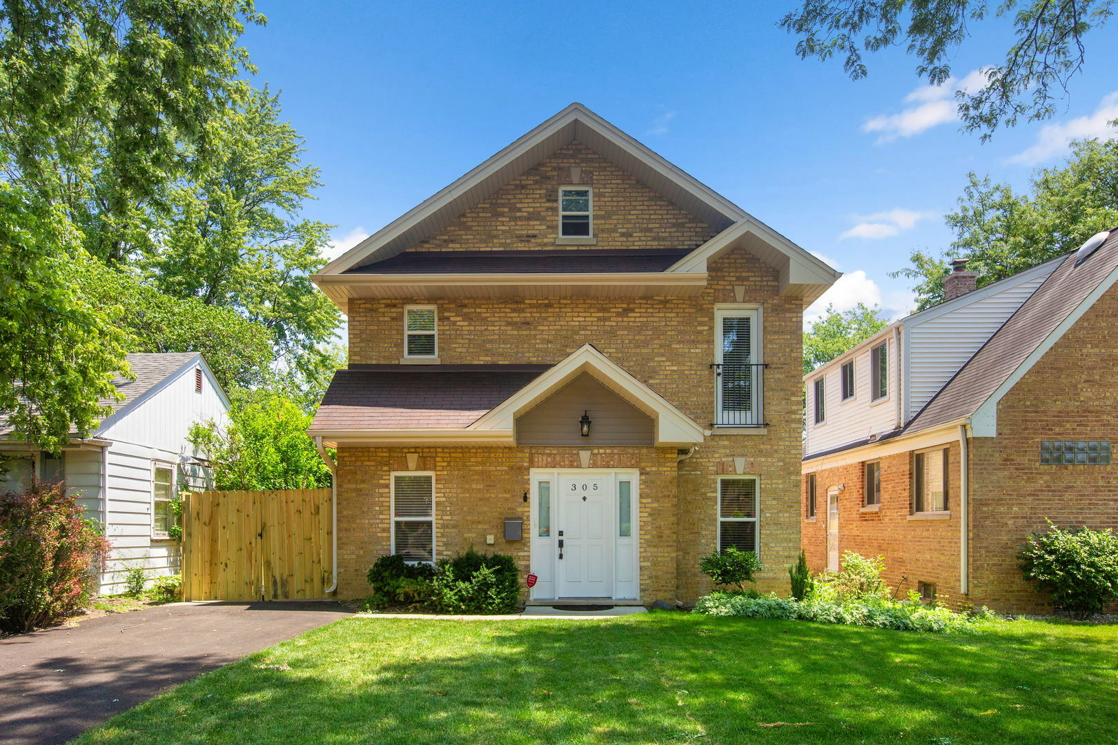 Property Photo:  305 Nora Avenue  IL 60025 