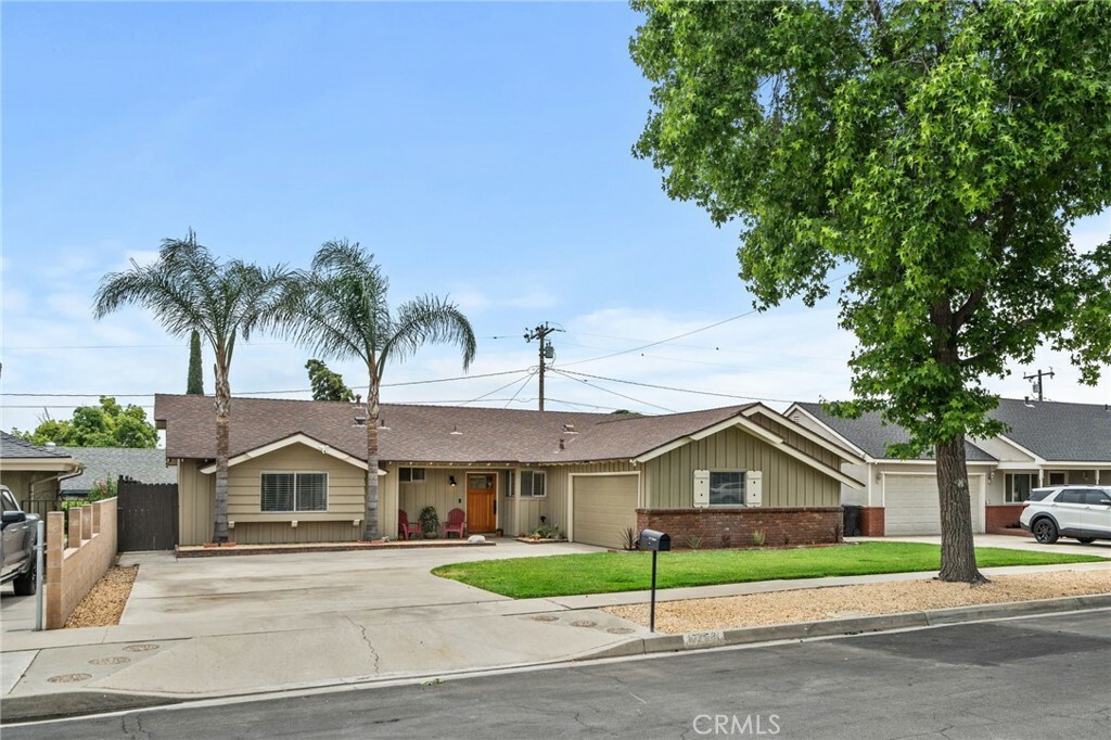 Property Photo:  17473 Orchid Court  CA 92335 