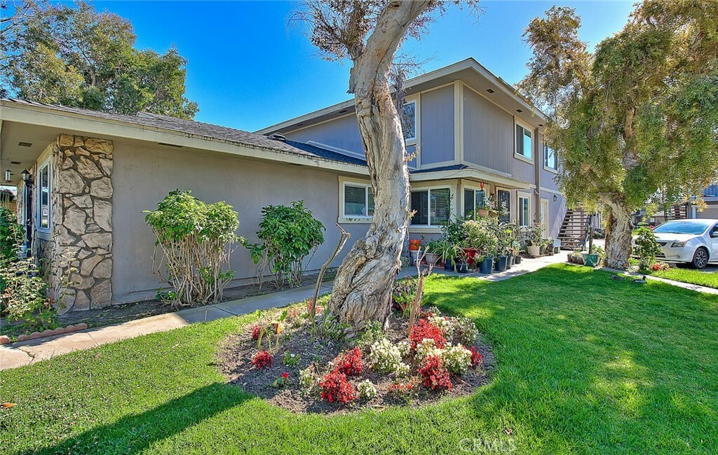 Property Photo:  1104 S Mantle Lane 28D  CA 92705 