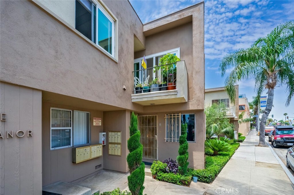 Property Photo:  21 Alamitos Avenue 10  CA 90802 