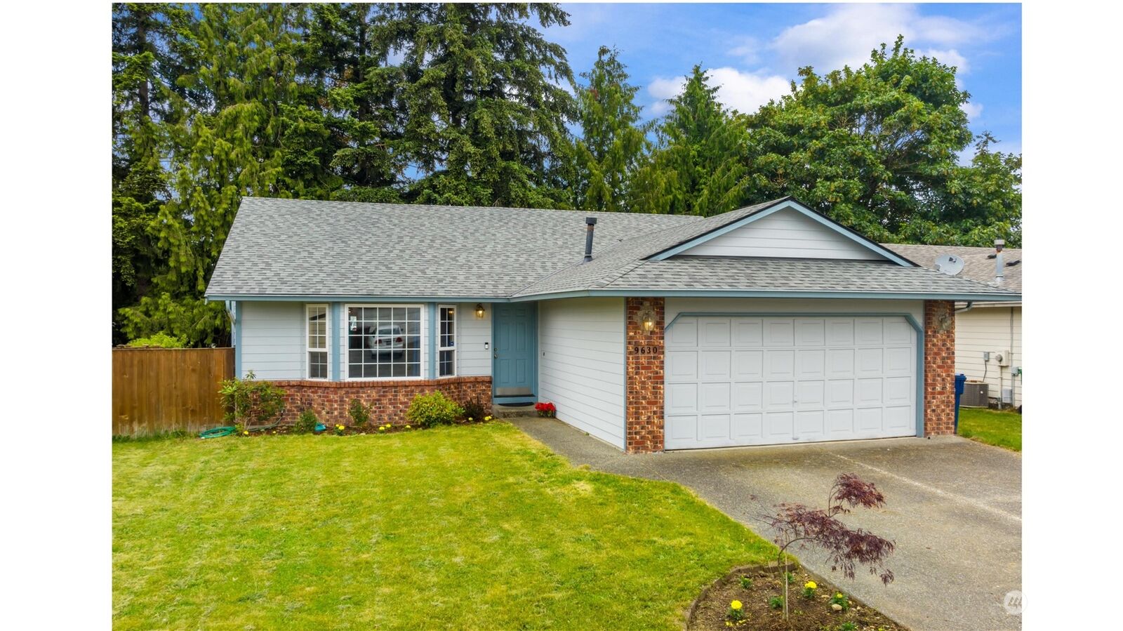 Property Photo: 9630 63rd Drive NE WA 98270