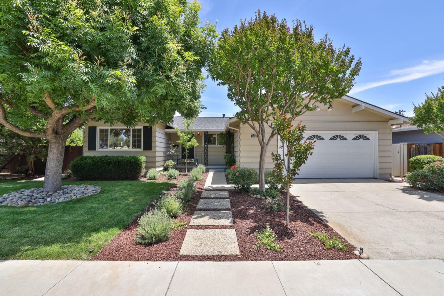 Property Photo:  10226 North Portal Avenue  CA 95014 