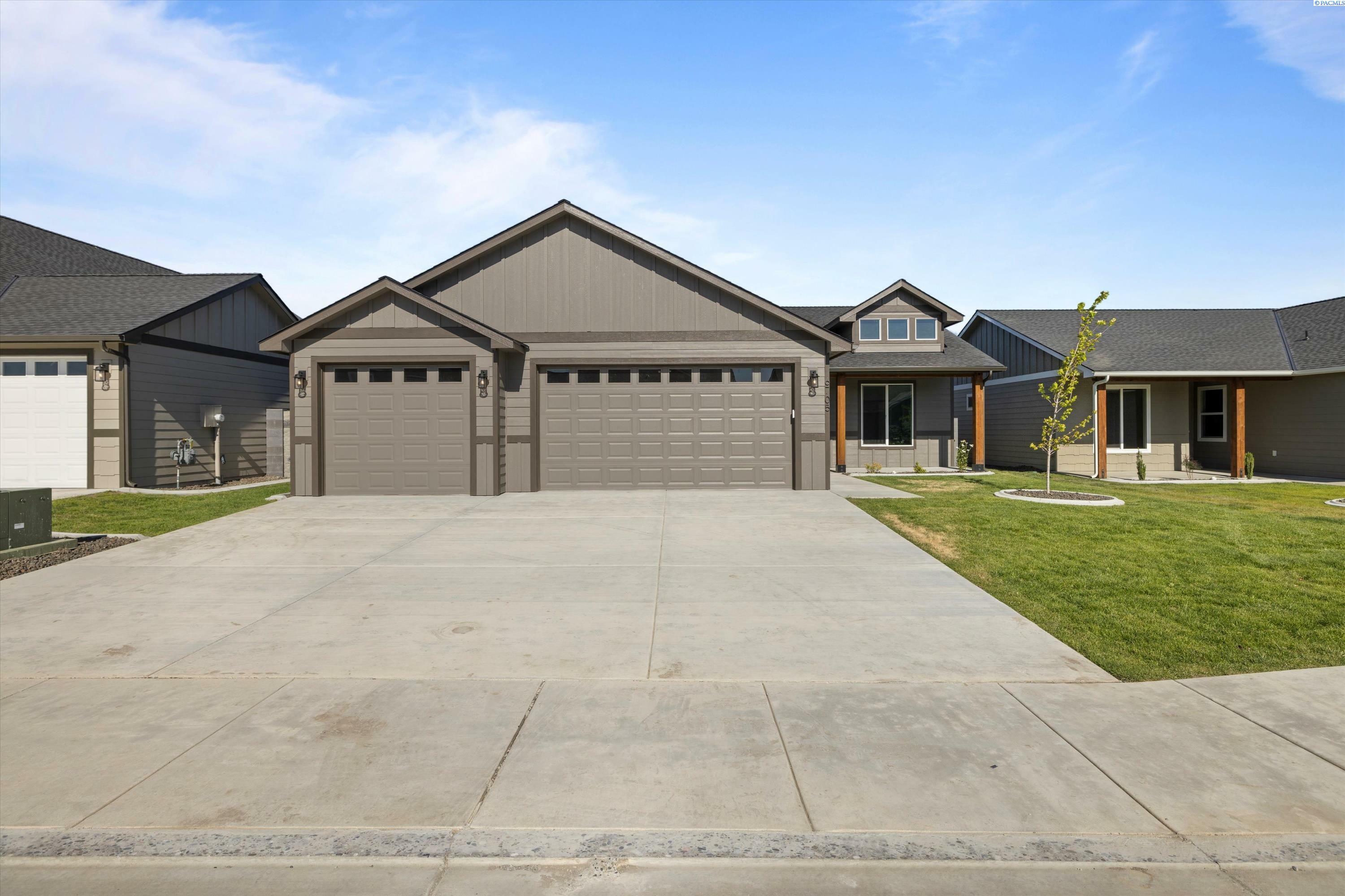 Property Photo:  6705 Sockeye Lane  WA 99301 