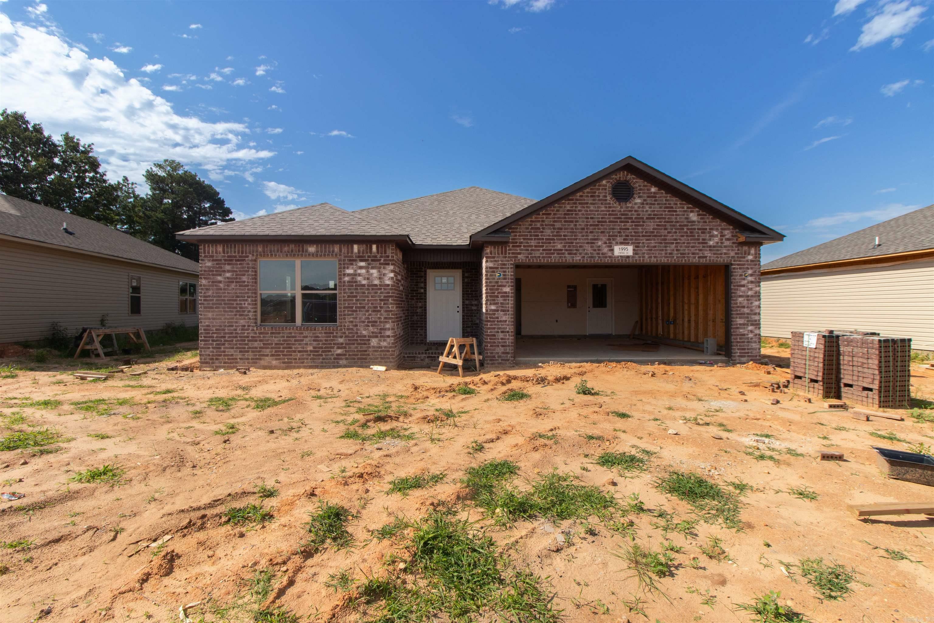 Property Photo:  1995 Pintail Cove  AR 72437 