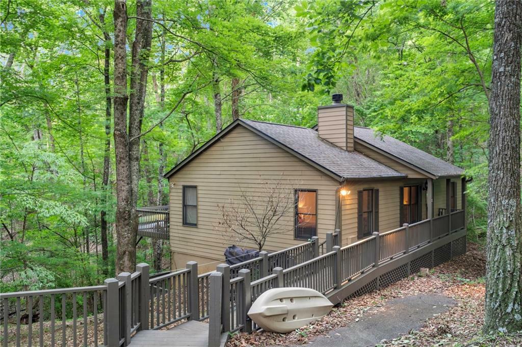 Property Photo: 8 White Oak Knoll GA 30143