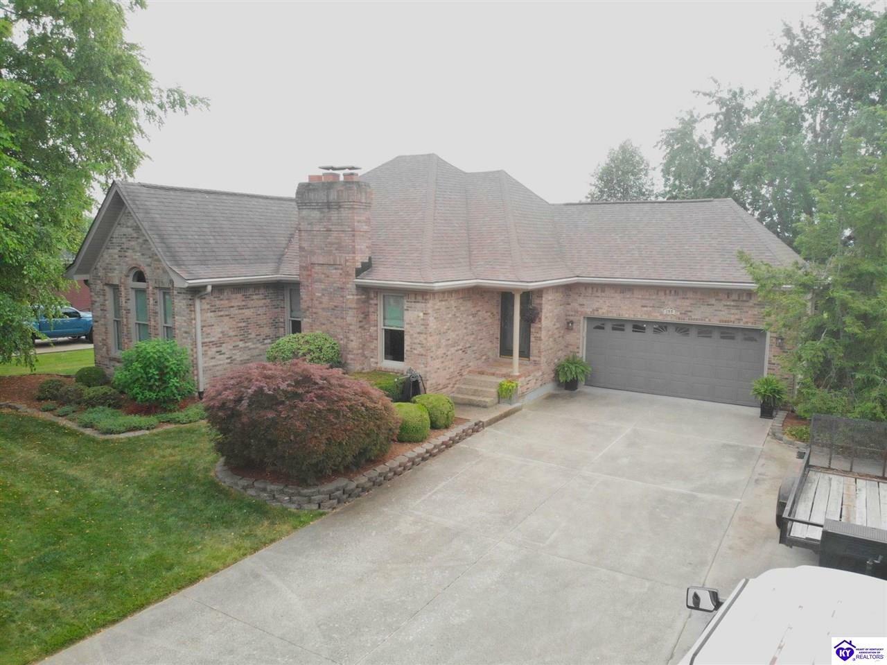 Property Photo:  155 Lazy River Parkway N  KY 40165 