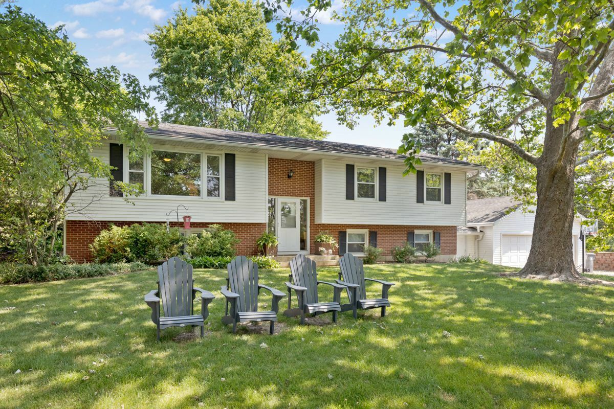 Property Photo:  41W360 Muirhead Road  IL 60124 