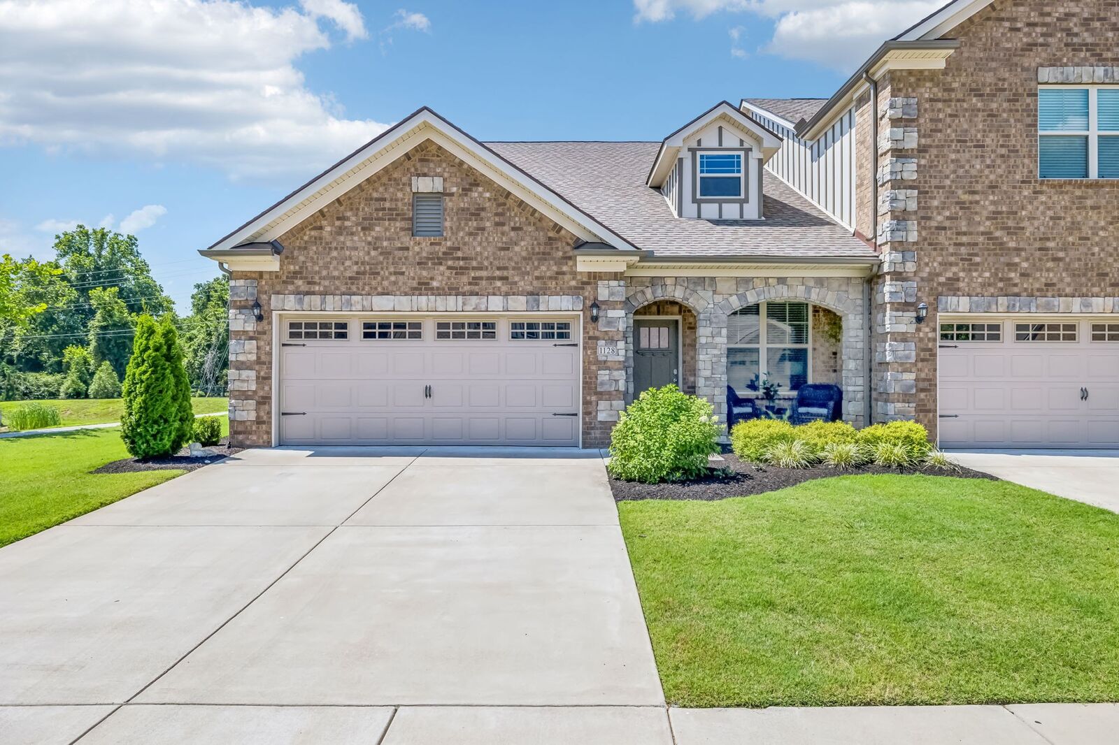 Property Photo: 1128 Javelin Ln TN 37130